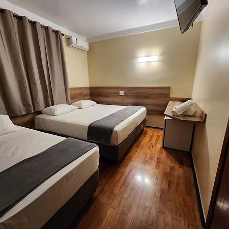 Aurora Hotel 리베이라오프레토 외부 사진