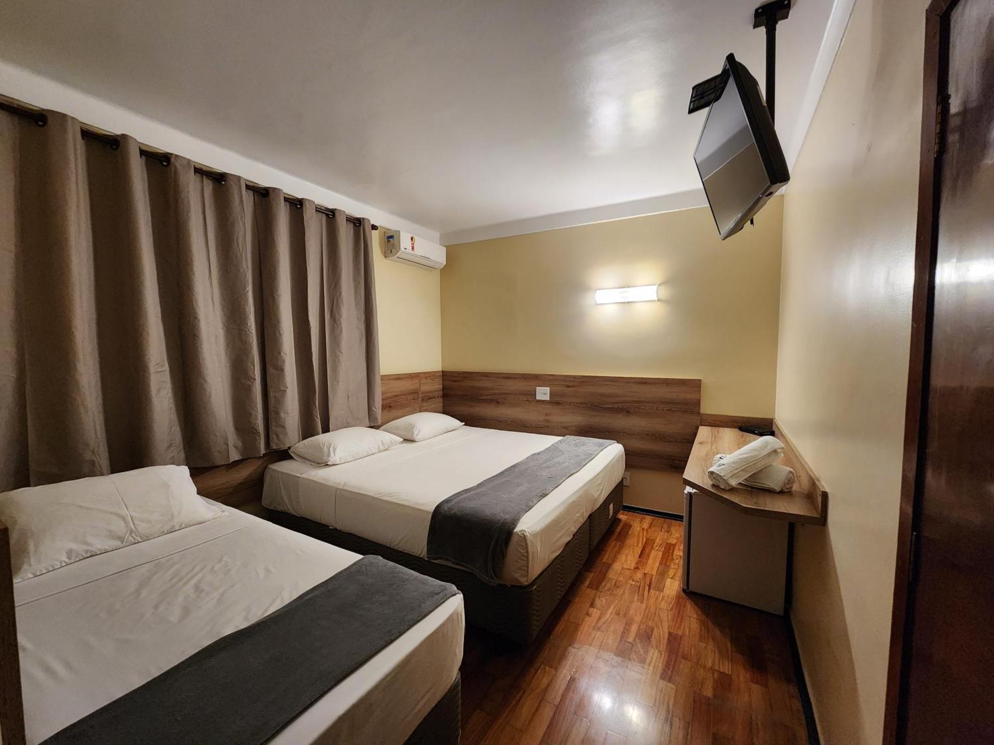 Aurora Hotel 리베이라오프레토 외부 사진