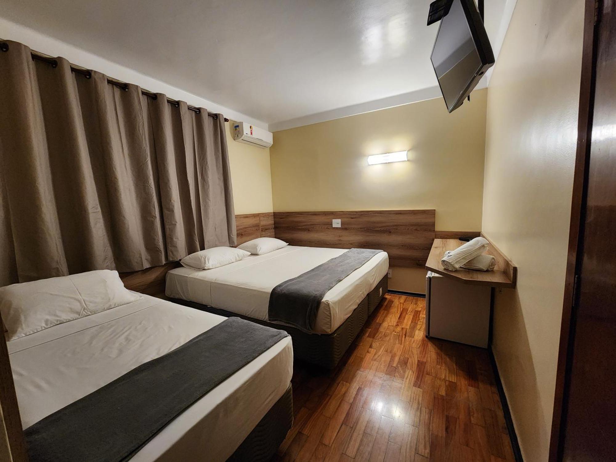 Aurora Hotel 리베이라오프레토 외부 사진