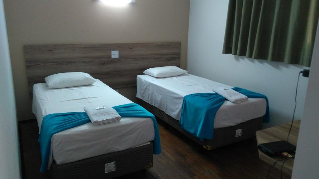 Aurora Hotel 리베이라오프레토 외부 사진